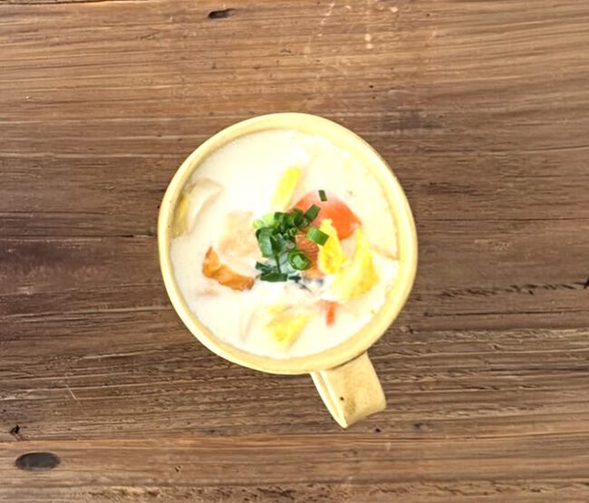 ベーコンと厚揚げの和風ミルクスープ